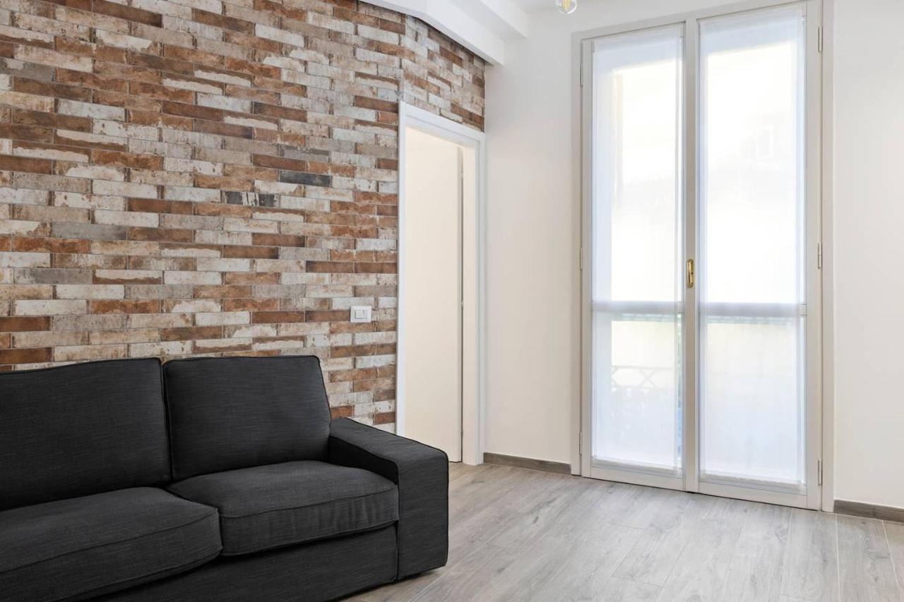 Modern And New Flat In Duomo Area Apartment Milano Ngoại thất bức ảnh