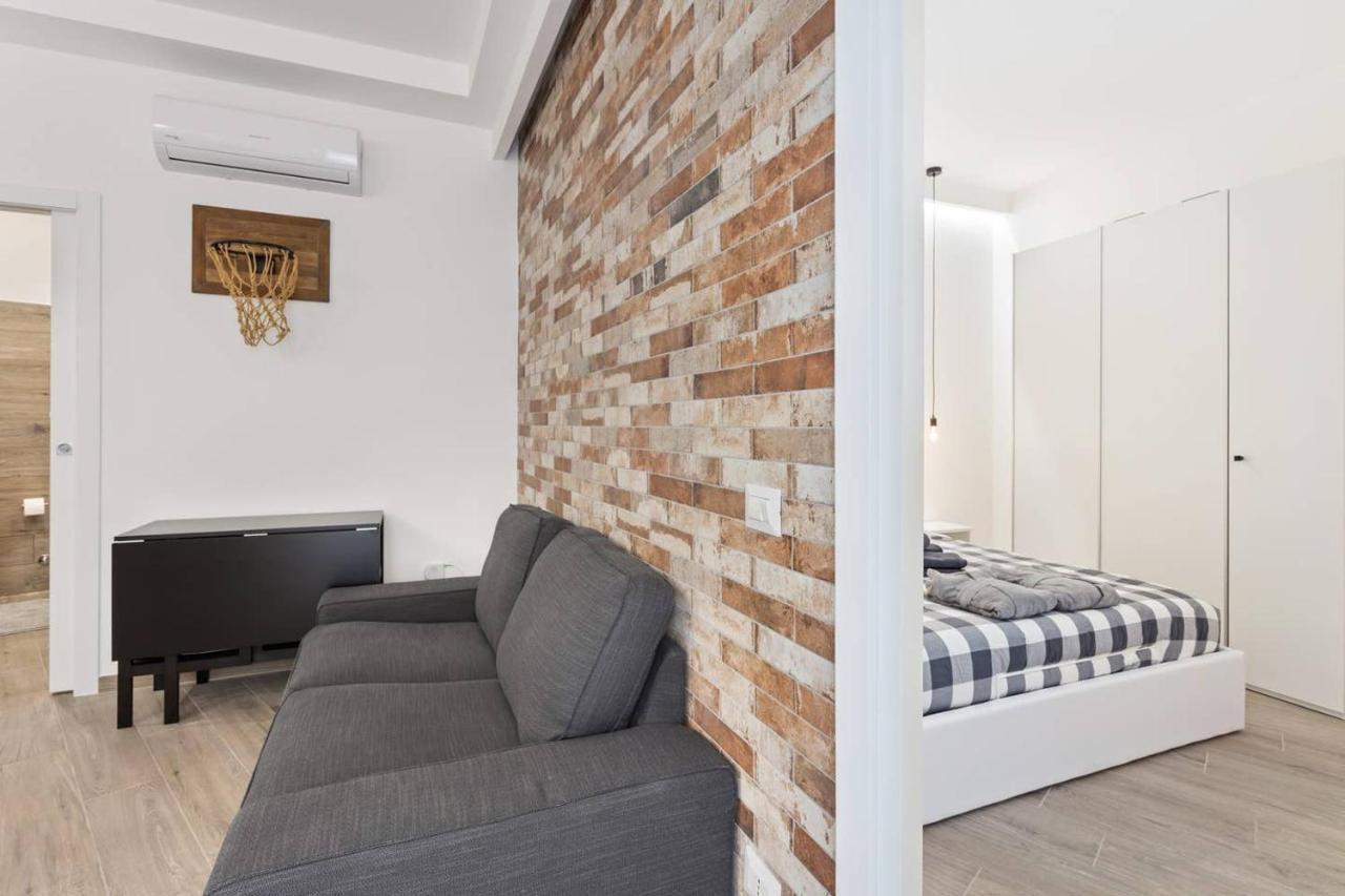 Modern And New Flat In Duomo Area Apartment Milano Ngoại thất bức ảnh